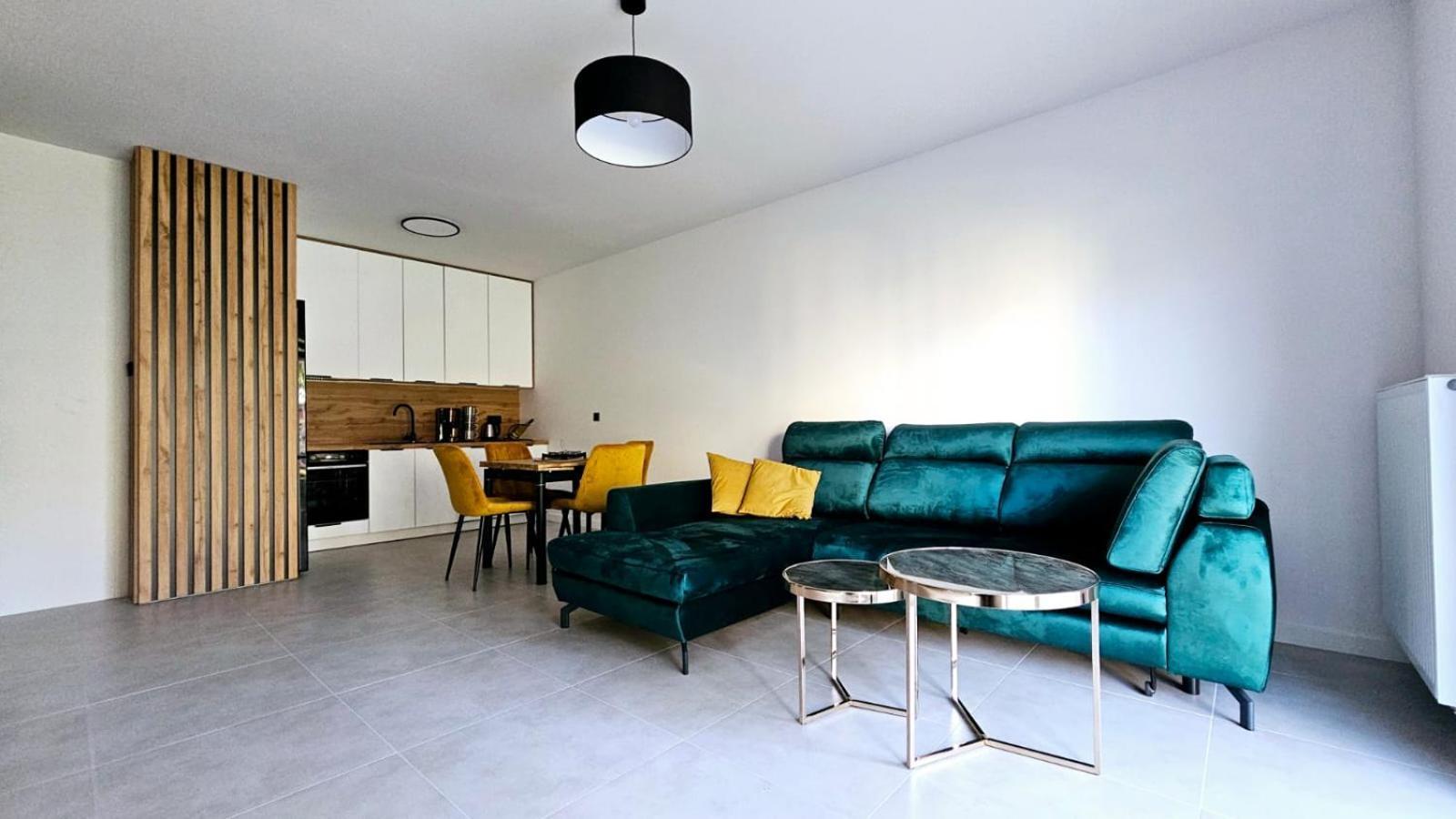 Gold Apartment *