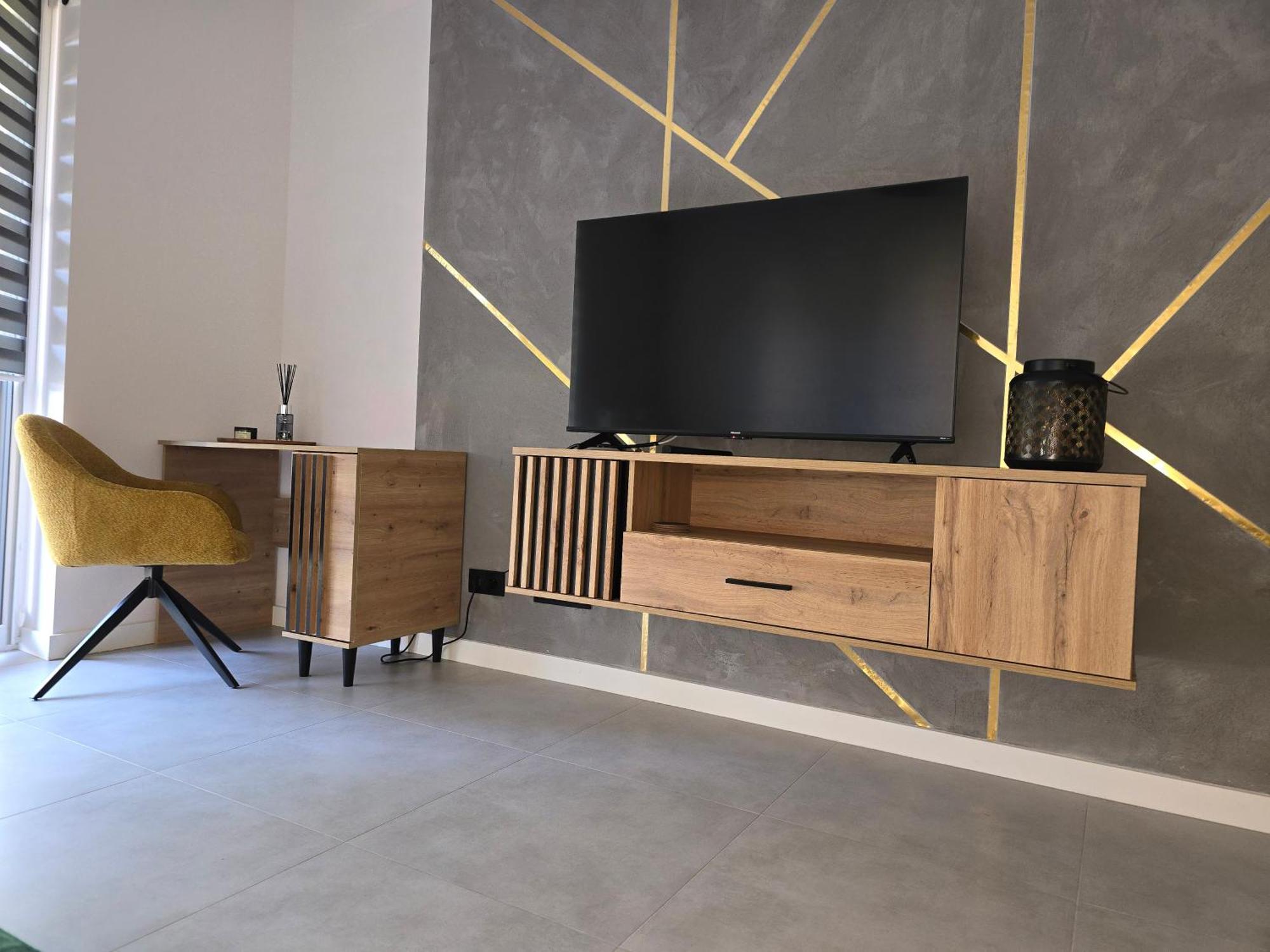 Apartment Gold *